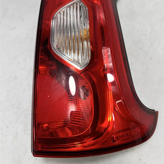 Fanale posteriore destro