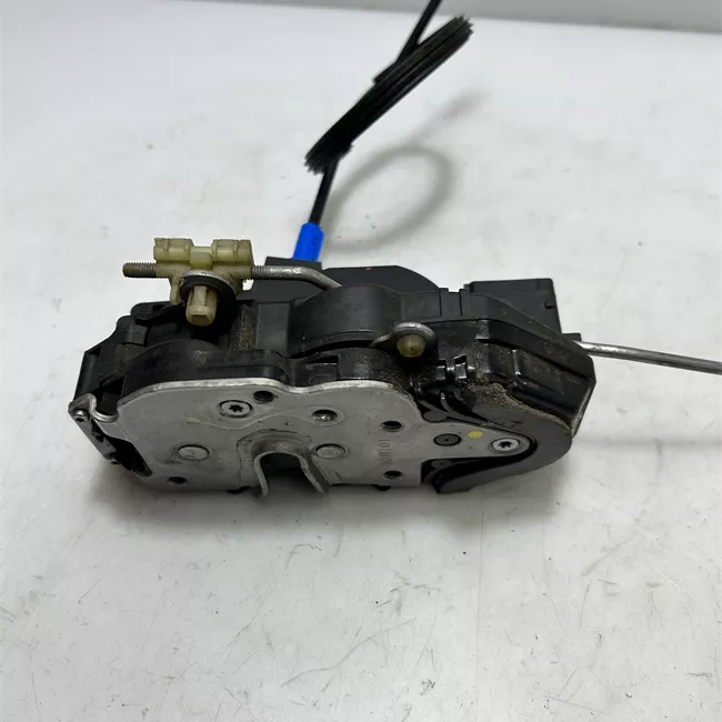 Serratura porta anteriore sinistra