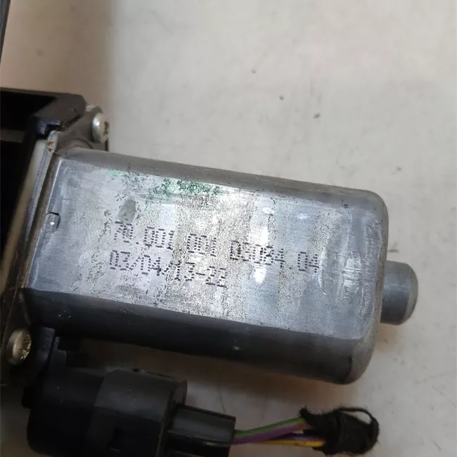 Alzacristallo elettrico porta anteriore destro con motorino