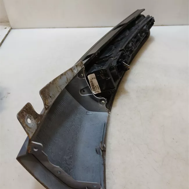 Fanale posteriore sinistro