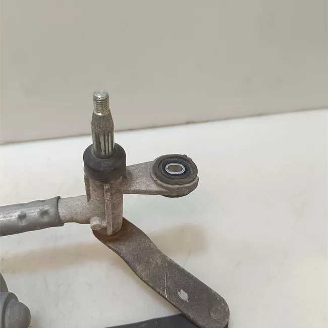 Meccanismo tergiparabrezza con motorino