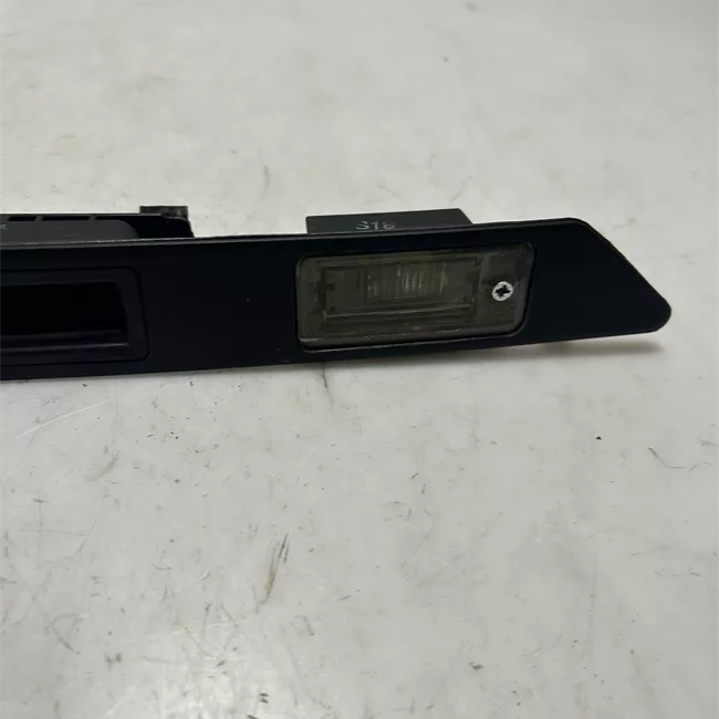 Maniglia portello posteriore nero