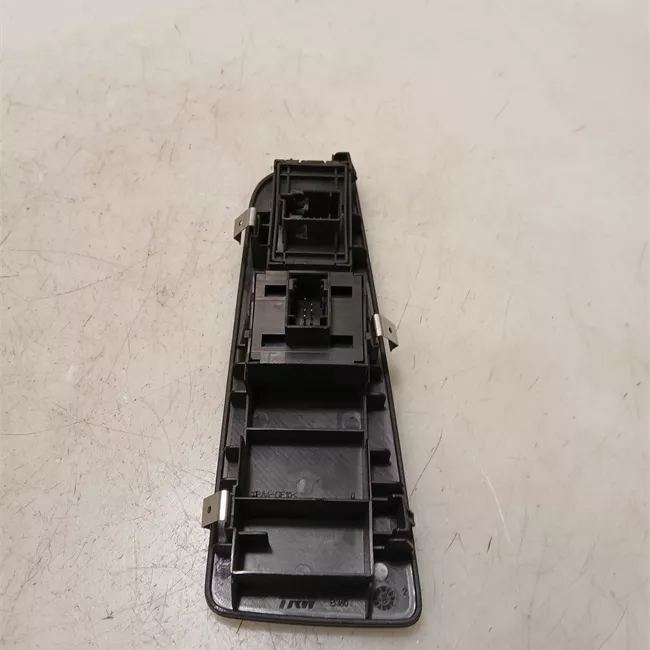 Blocco comandi alzacristalli e retrovisori esterno sinistro