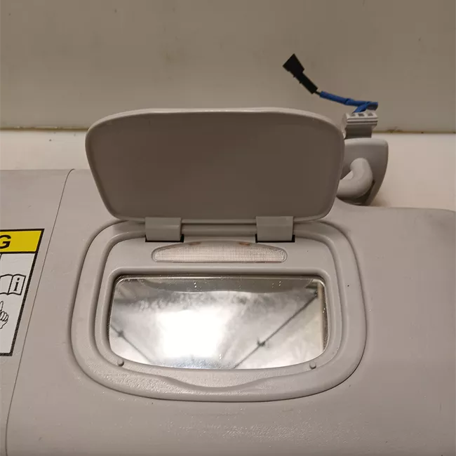 Aletta parasole parabrezza destra con specchietto illuminato grigio chiaro