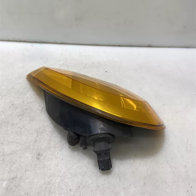 Fanalino anteriore destro Arancione