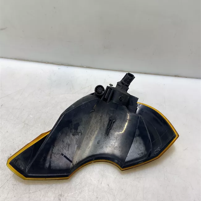 Fanalino anteriore destro Arancione