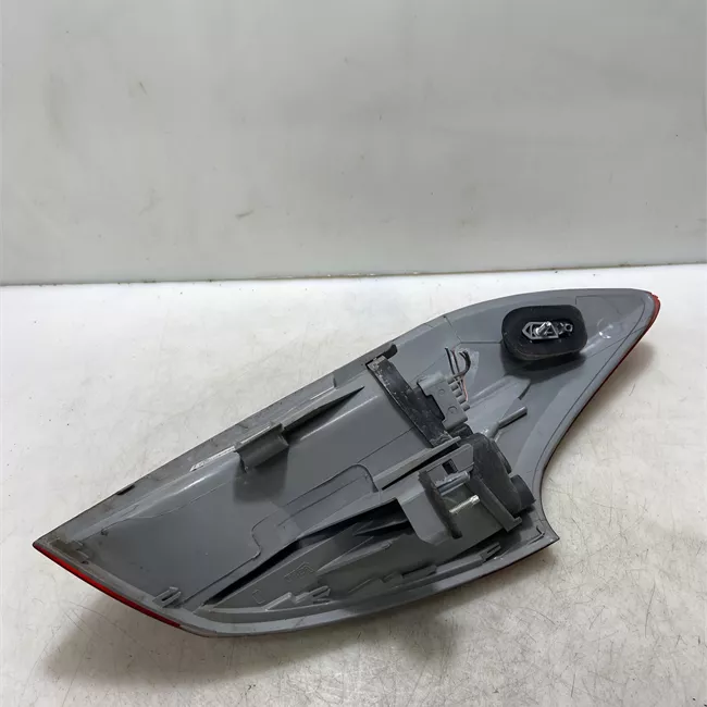 Fanale posteriore parte esterno destro