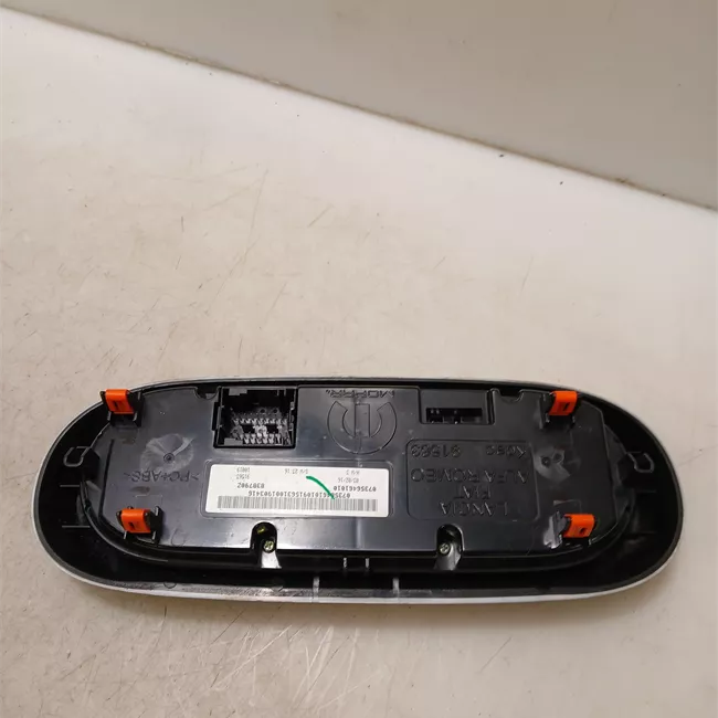 Blocco comando climatizzazione aria condizionata auto