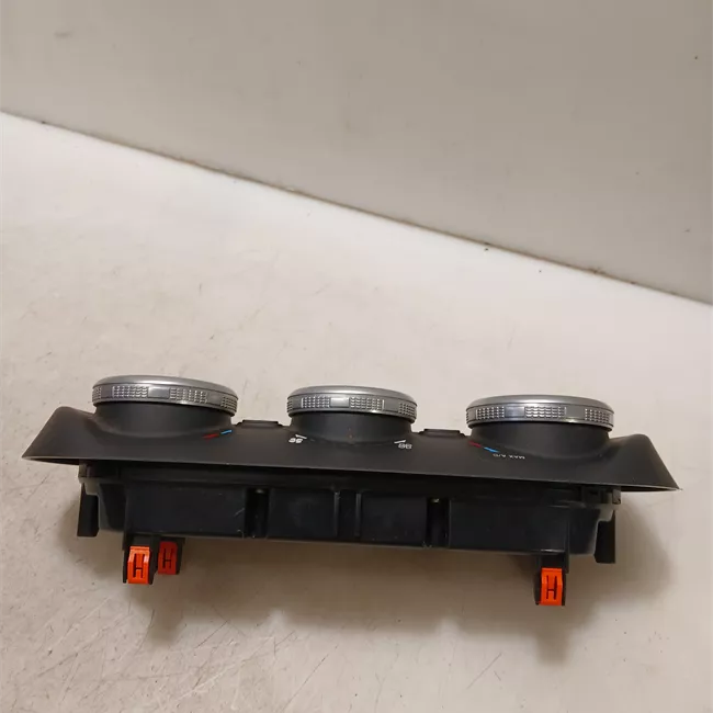 Blocco comando climatizzazione aria condizionata auto