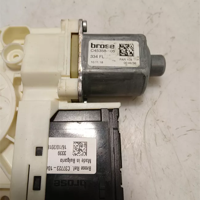 Motorino alzacristallo porta anteriore sinistro