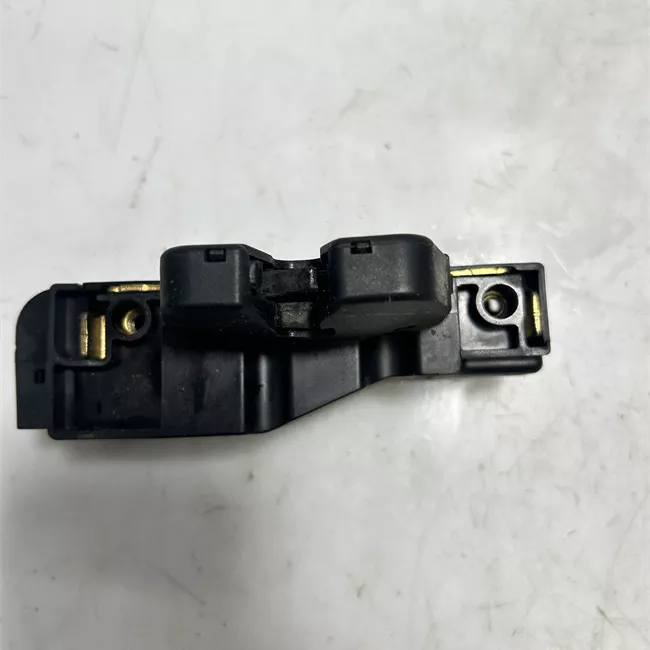 Serratura portello posteriore