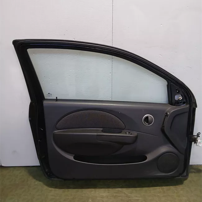 Porta anteriore sinistra