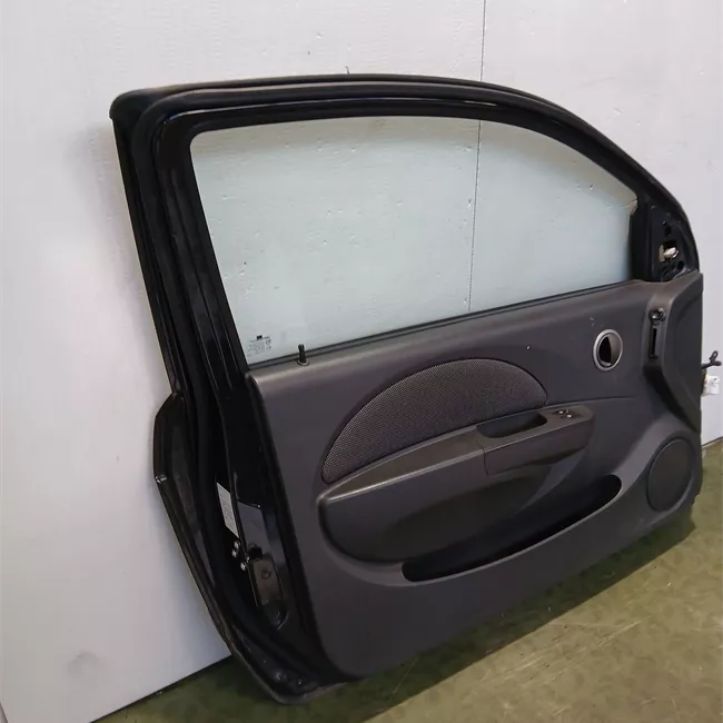 Porta anteriore sinistra