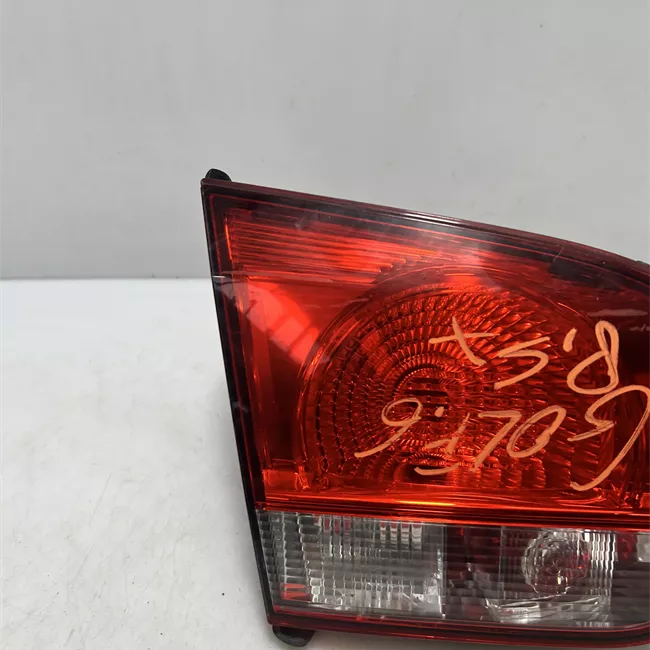 Fanale posteriore parte interno sinistro HELLA