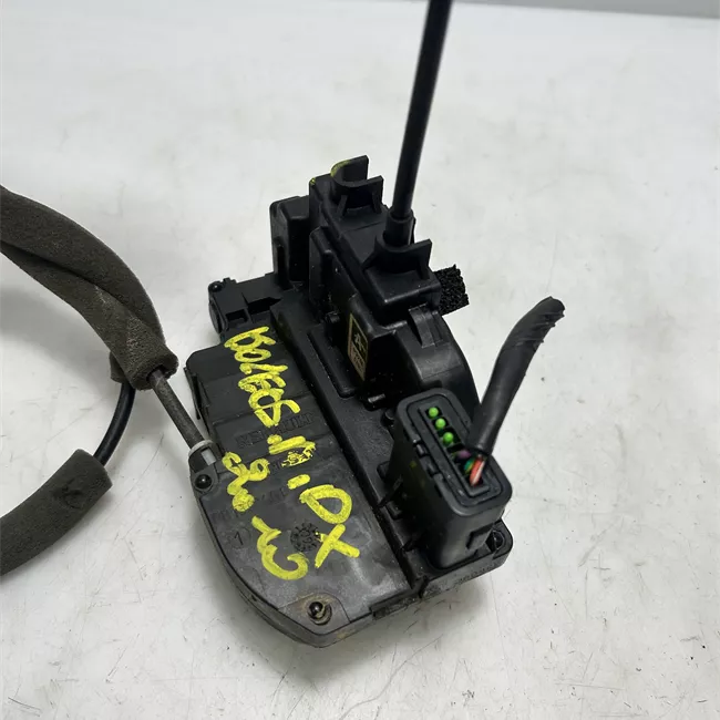 Serratura porta anteriore destra superchiusura elettromagnetica