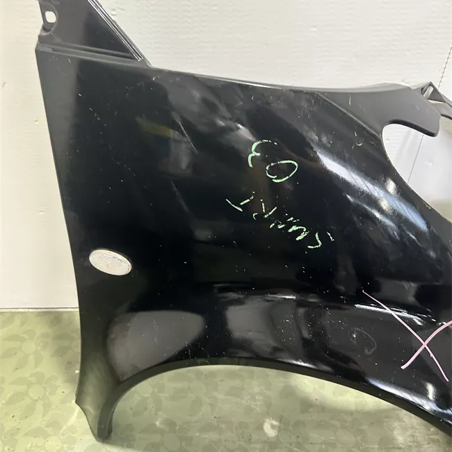 Parafango anteriore destro Non verniciato jack black