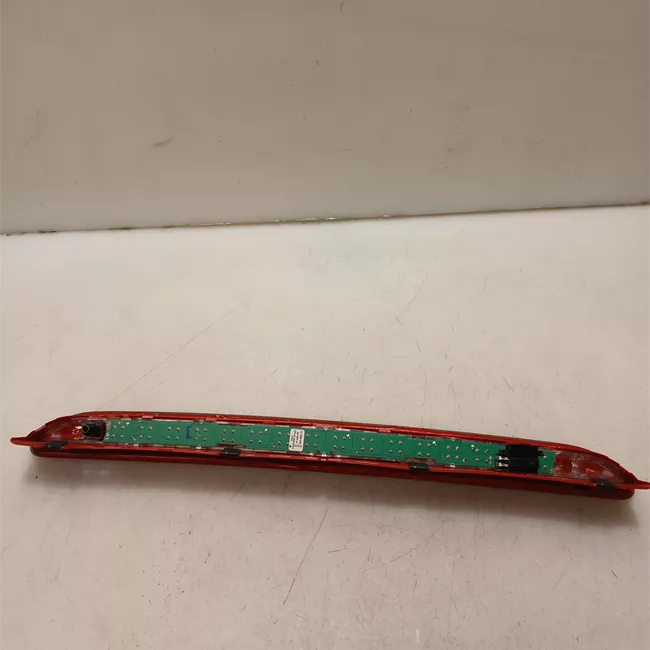 Fanale stop supplementare con ugello