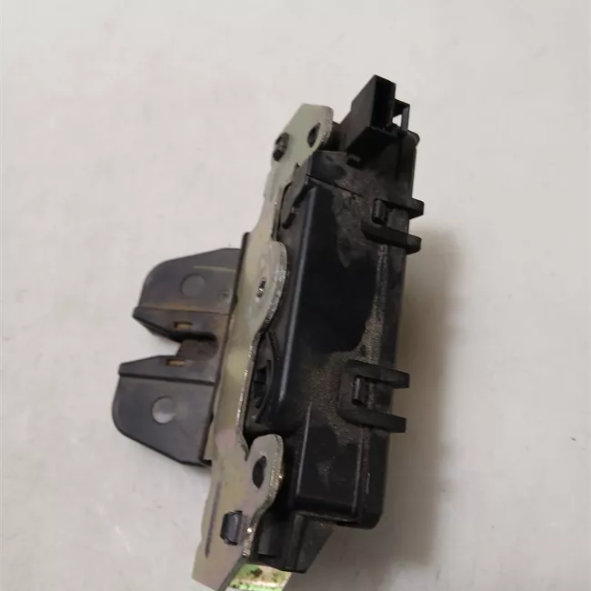 Serratura portello posteriore