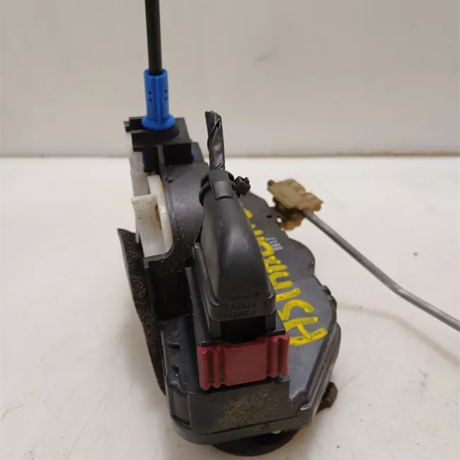 Serratura porta anteriore destra