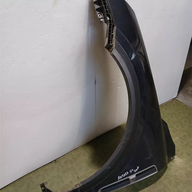 Parafango anteriore sinistro