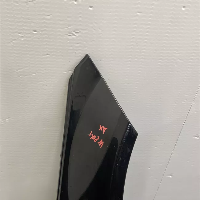 Parafango anteriore destro