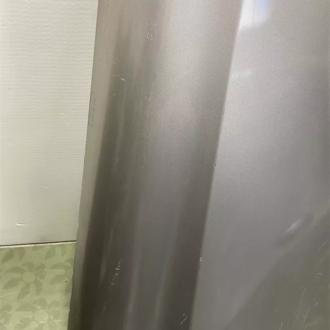 Parafango anteriore destro