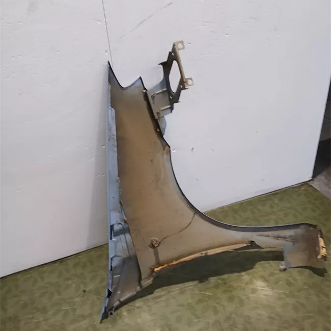 Parafango anteriore sinistro