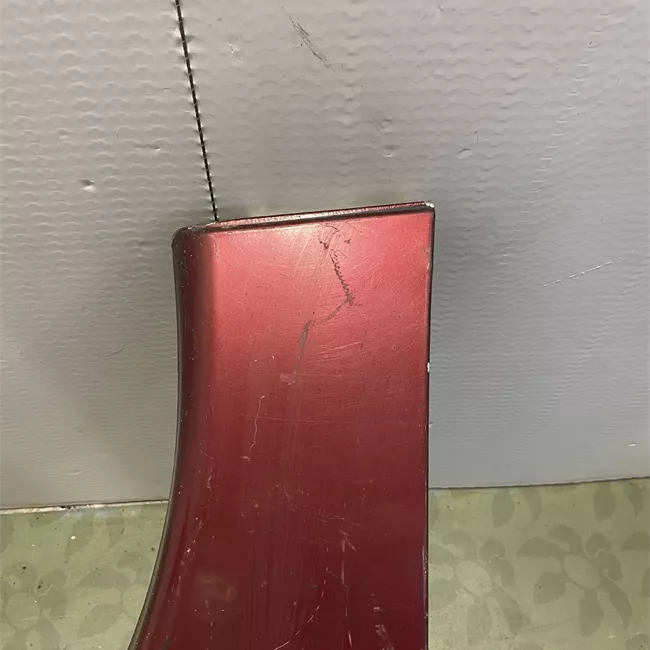 Parafango anteriore destro