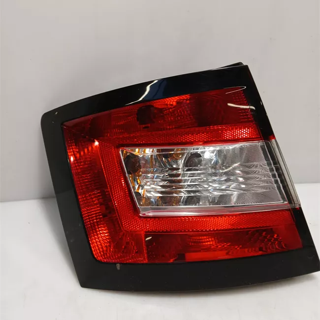 Fanale posteriore sinistro