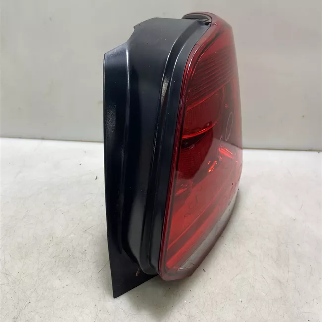 Fanale posteriore destro AL