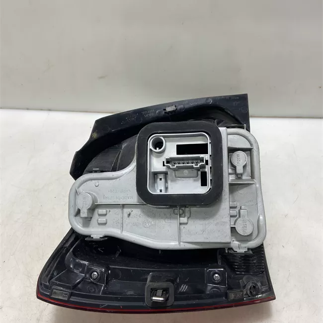 Fanale posteriore destro AL