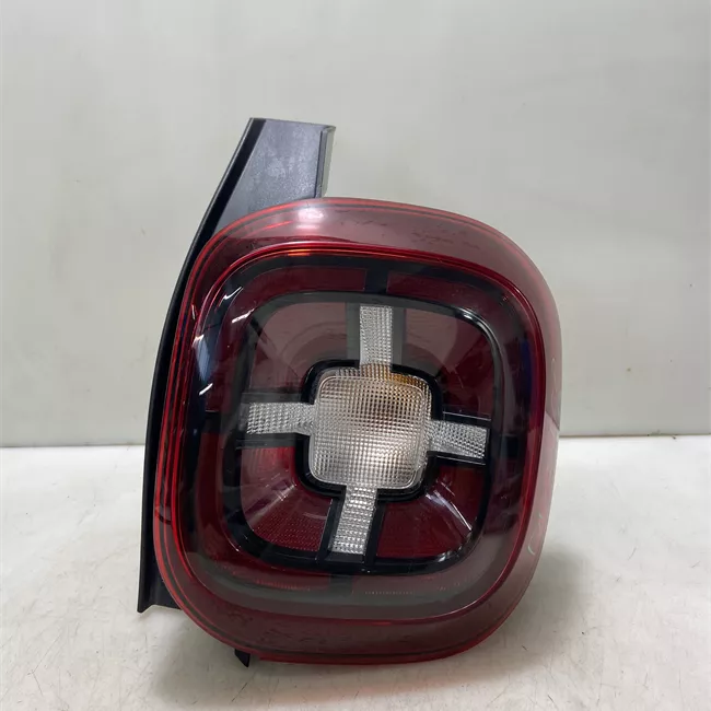 Fanale posteriore destro