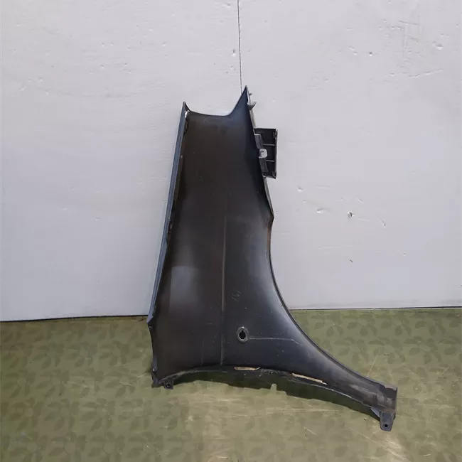 Parafango anteriore sinistro Primer