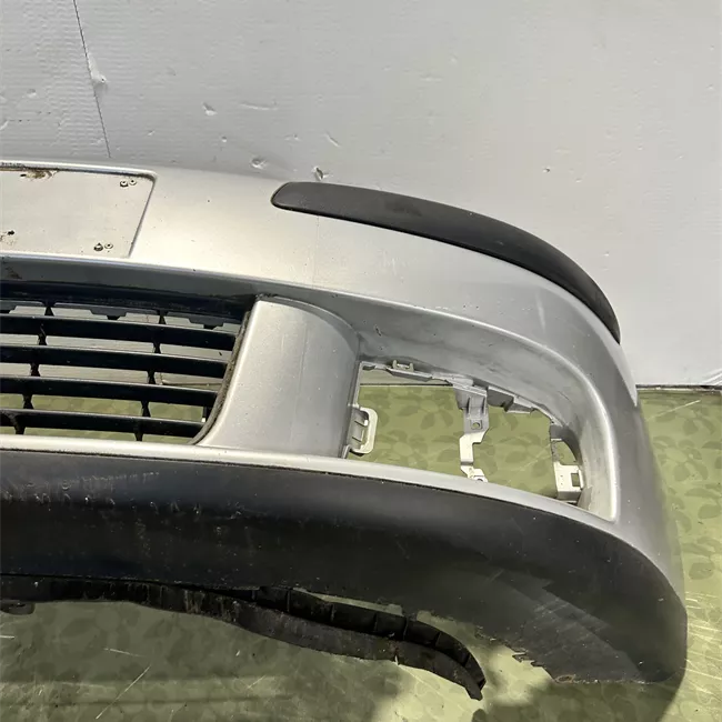 Paraurti anteriore primer