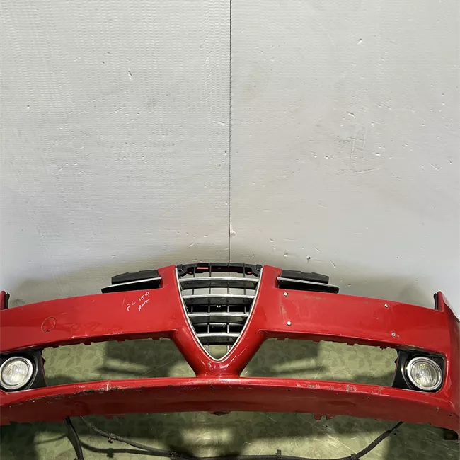 Paraurti anteriore con primer