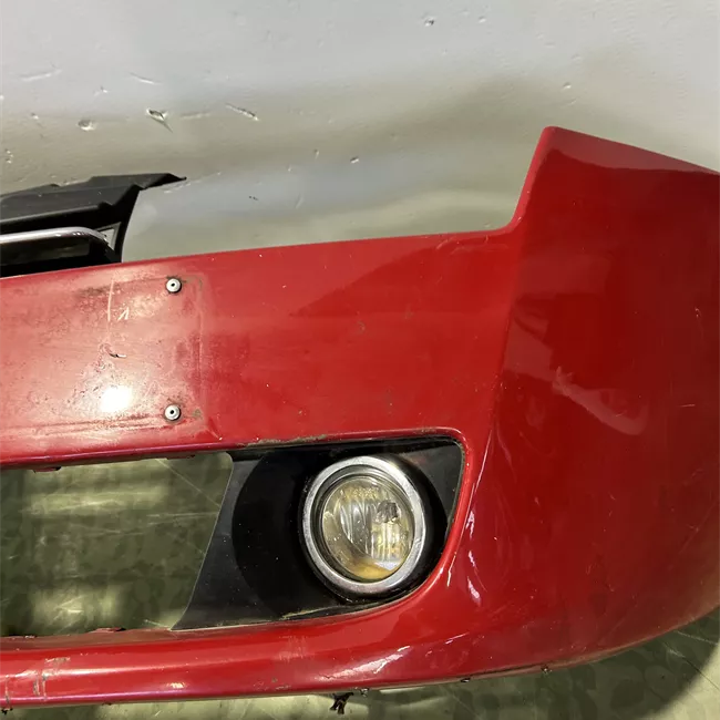 Paraurti anteriore con primer