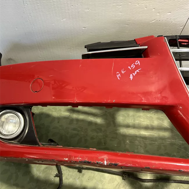 Paraurti anteriore con primer