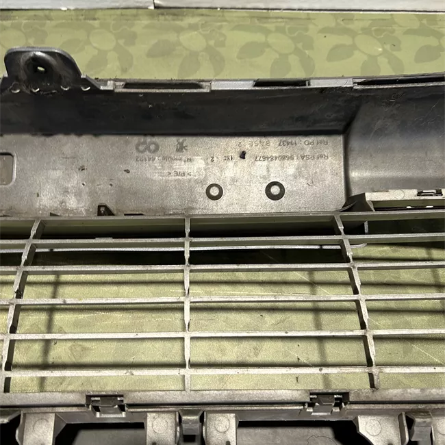 Paraurti anteriore fascia protezione primer