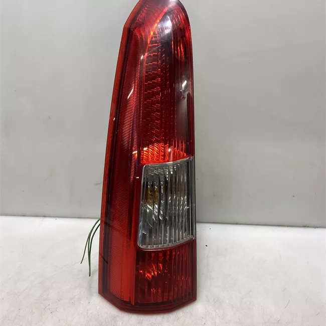 Fanale posteriore parte superiore sinistro