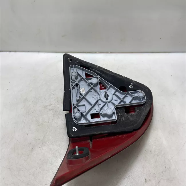 Fanale posteriore sinistro