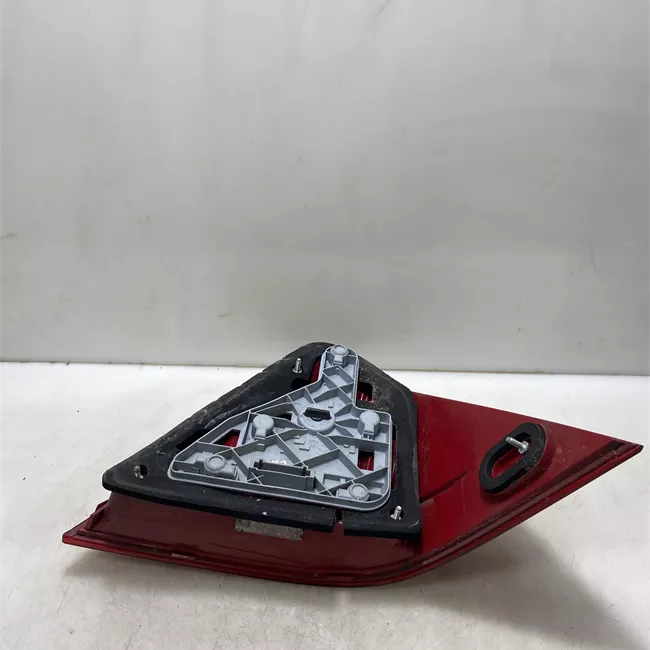 Fanale posteriore sinistro