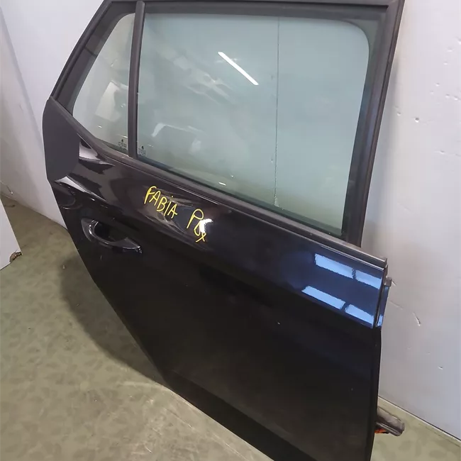 Porta posteriore destra