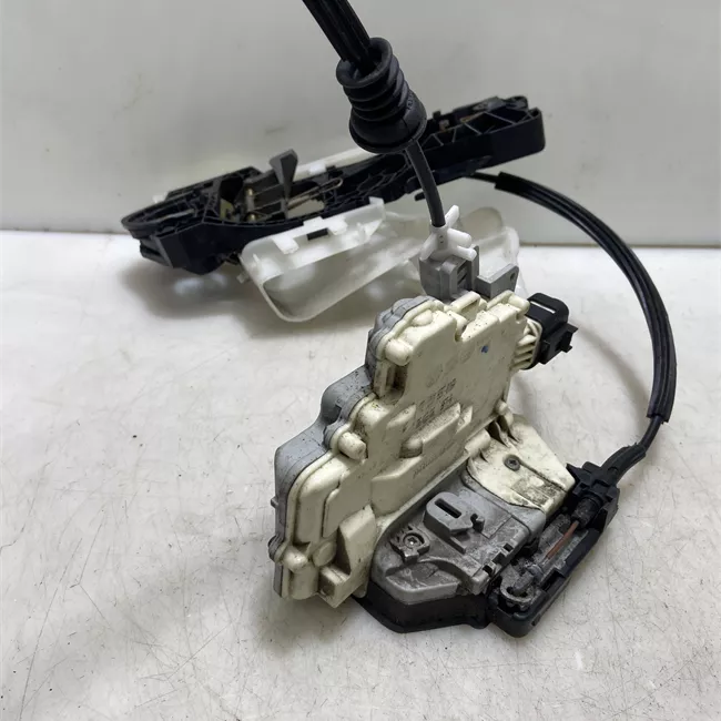 Serratura porta posteriore destra con dispositivo sicurezza Safe