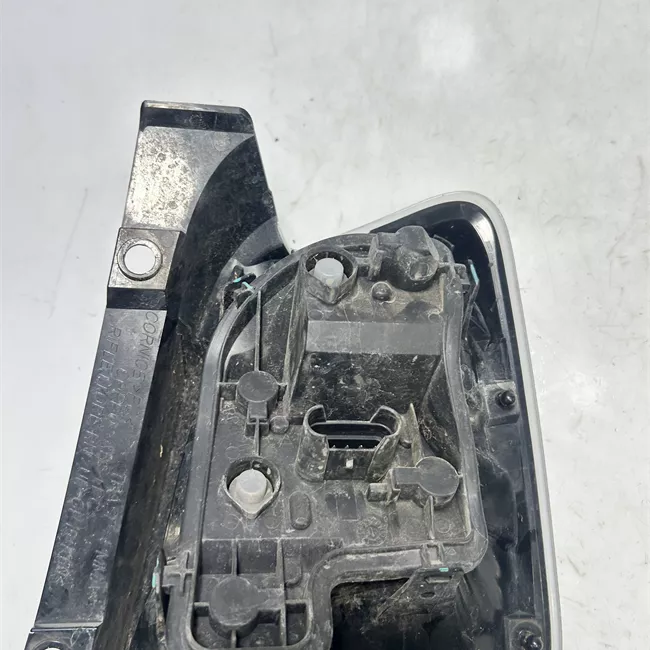 Fanale posteriore sinistro