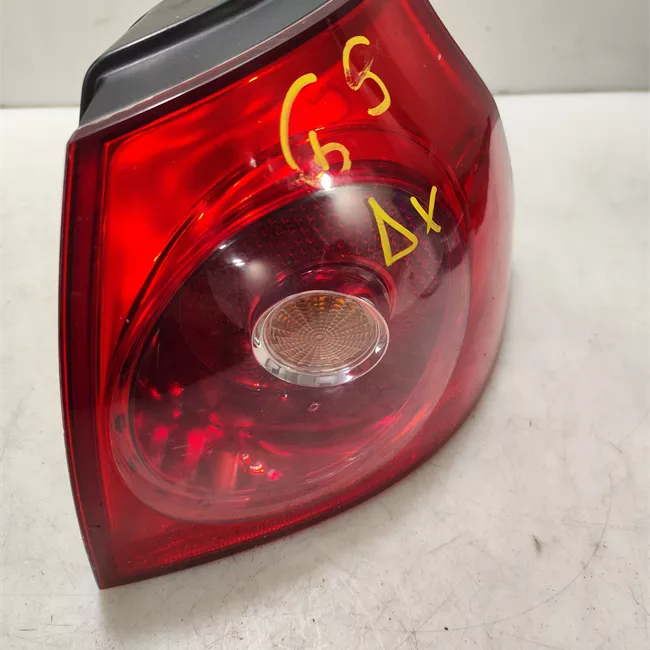 Fanale posteriore parte esterno destro