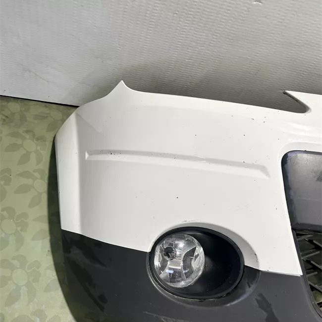 Paraurti anteriore 2 tonalità di colore