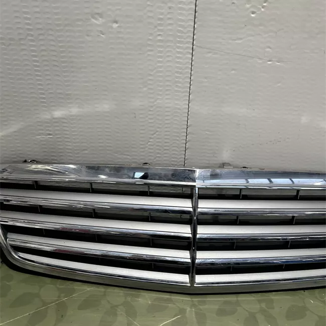 Griglia pacchiusura avantg./elegance/sport argento brillante