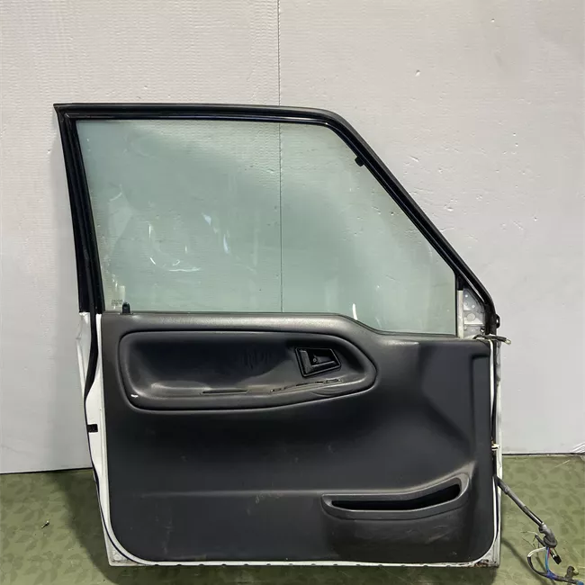 Porta anteriore sinistra