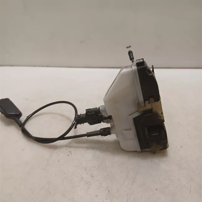 Serratura chiusura centralizzata porta anteriore destra