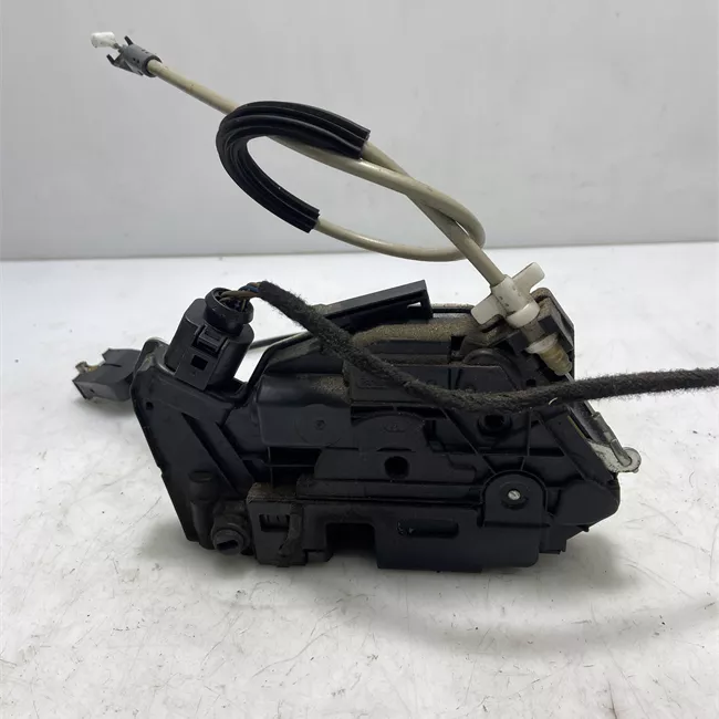 Serratura porta anteriore sinistra